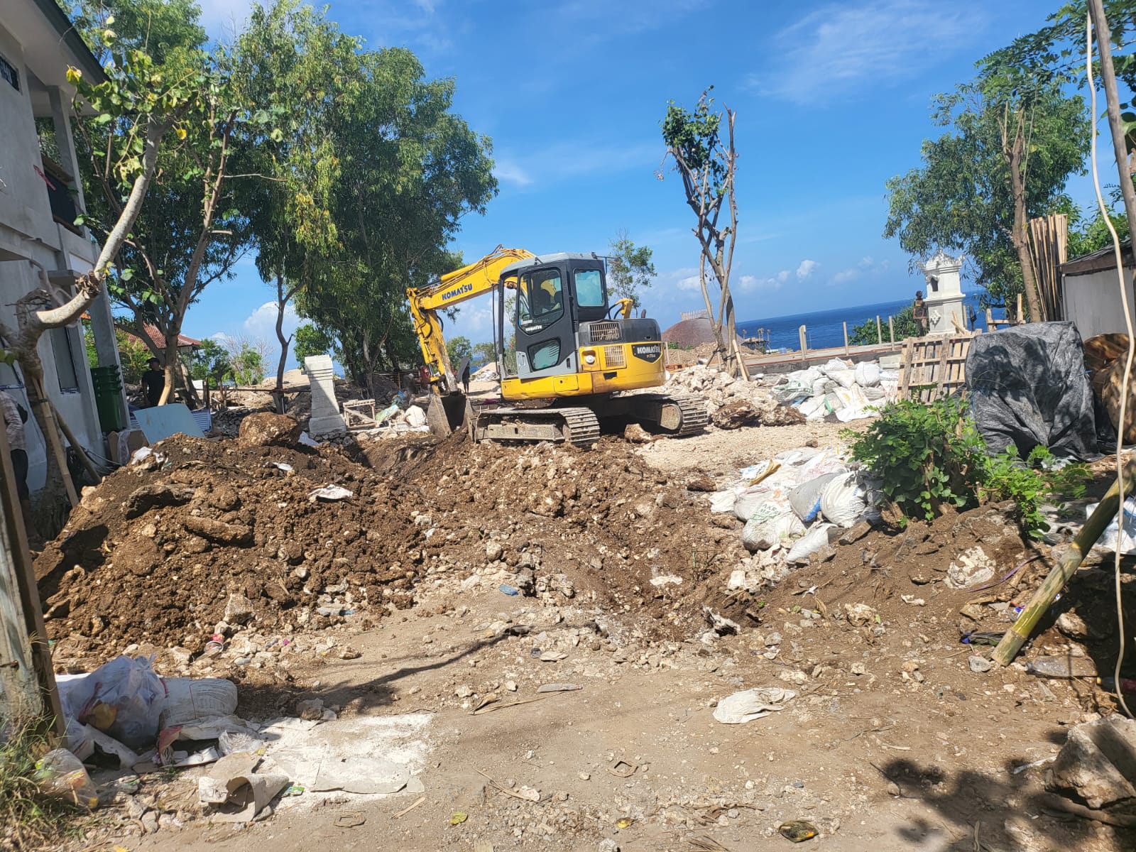 WhatsApp Image 2025-08-28 at 07.39.44